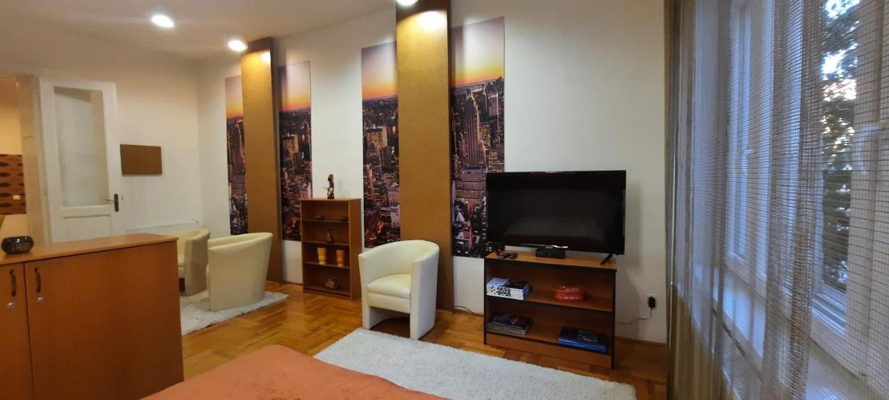 City Life Apartment Ντέμπρετσεν Εξωτερικό φωτογραφία