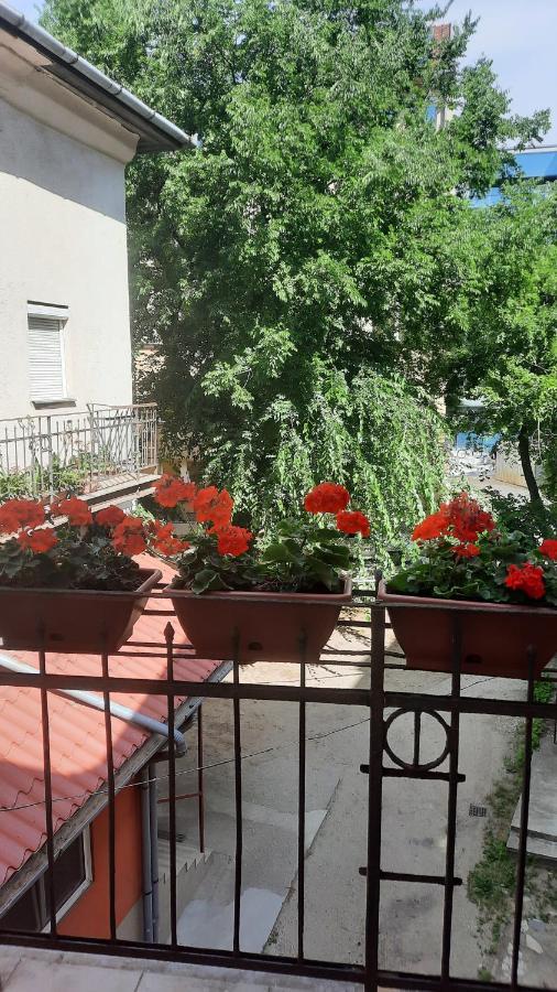 City Life Apartment Ντέμπρετσεν Εξωτερικό φωτογραφία