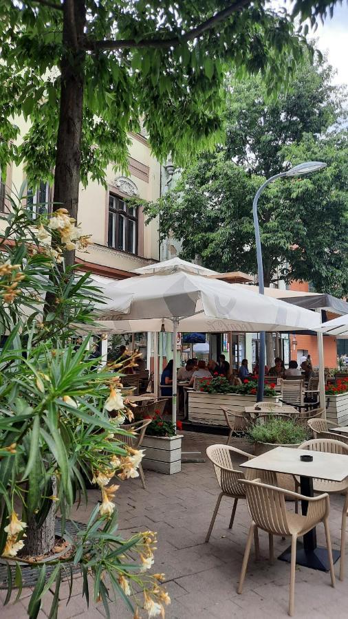 City Life Apartment Ντέμπρετσεν Εξωτερικό φωτογραφία